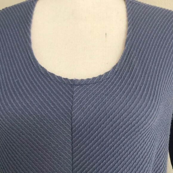 Anthro W5 Periwinkle Blue Twist Front Top Size L - Picture 2 of 9